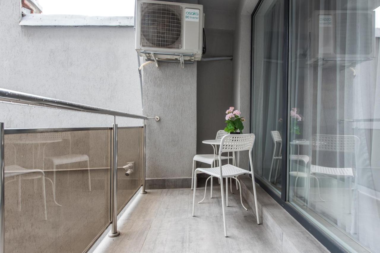 Ben Yehuda - Shabbat Friendly Apartments Bukarest Eksteriør billede