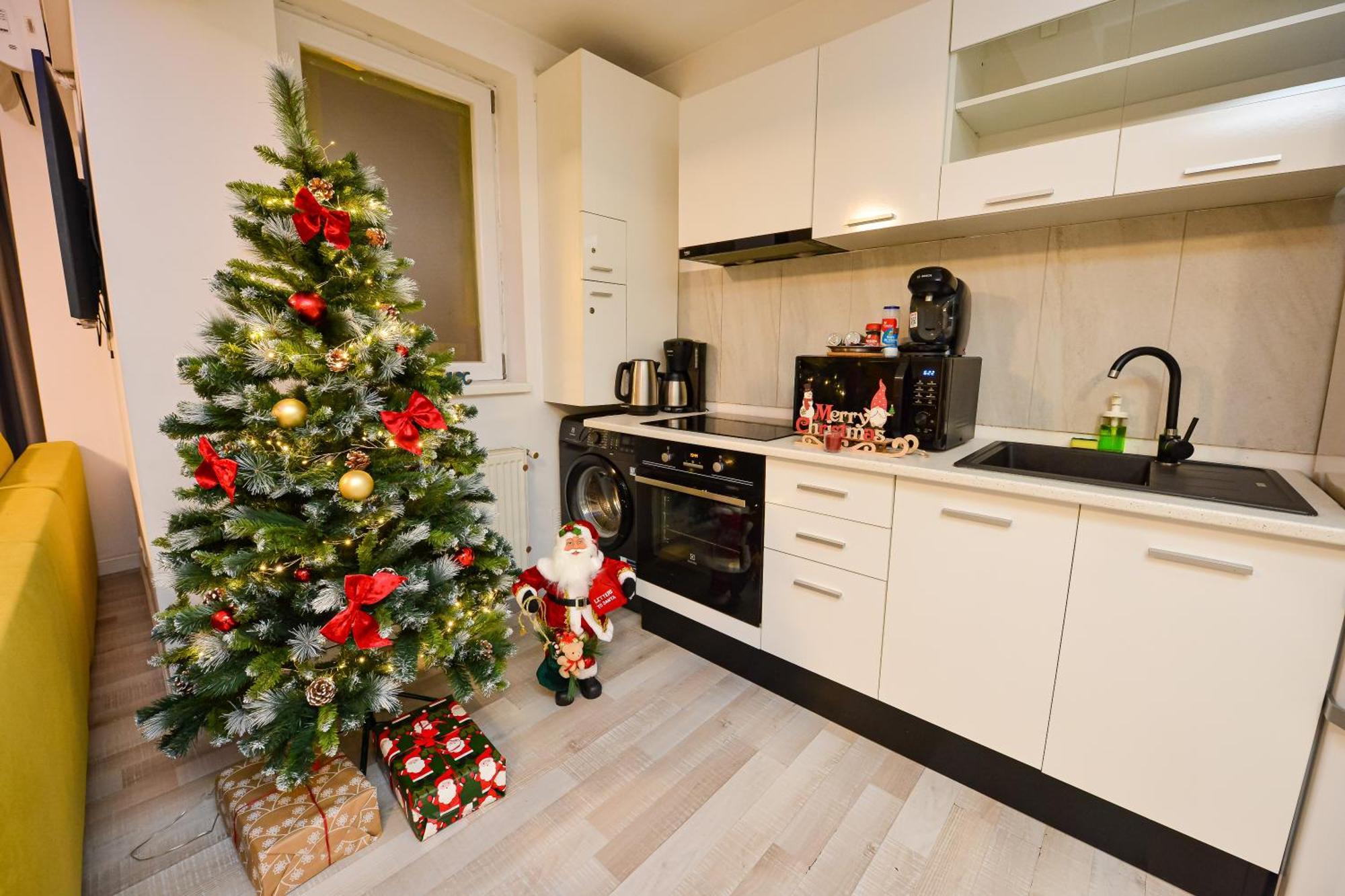 Ben Yehuda - Shabbat Friendly Apartments Bukarest Eksteriør billede