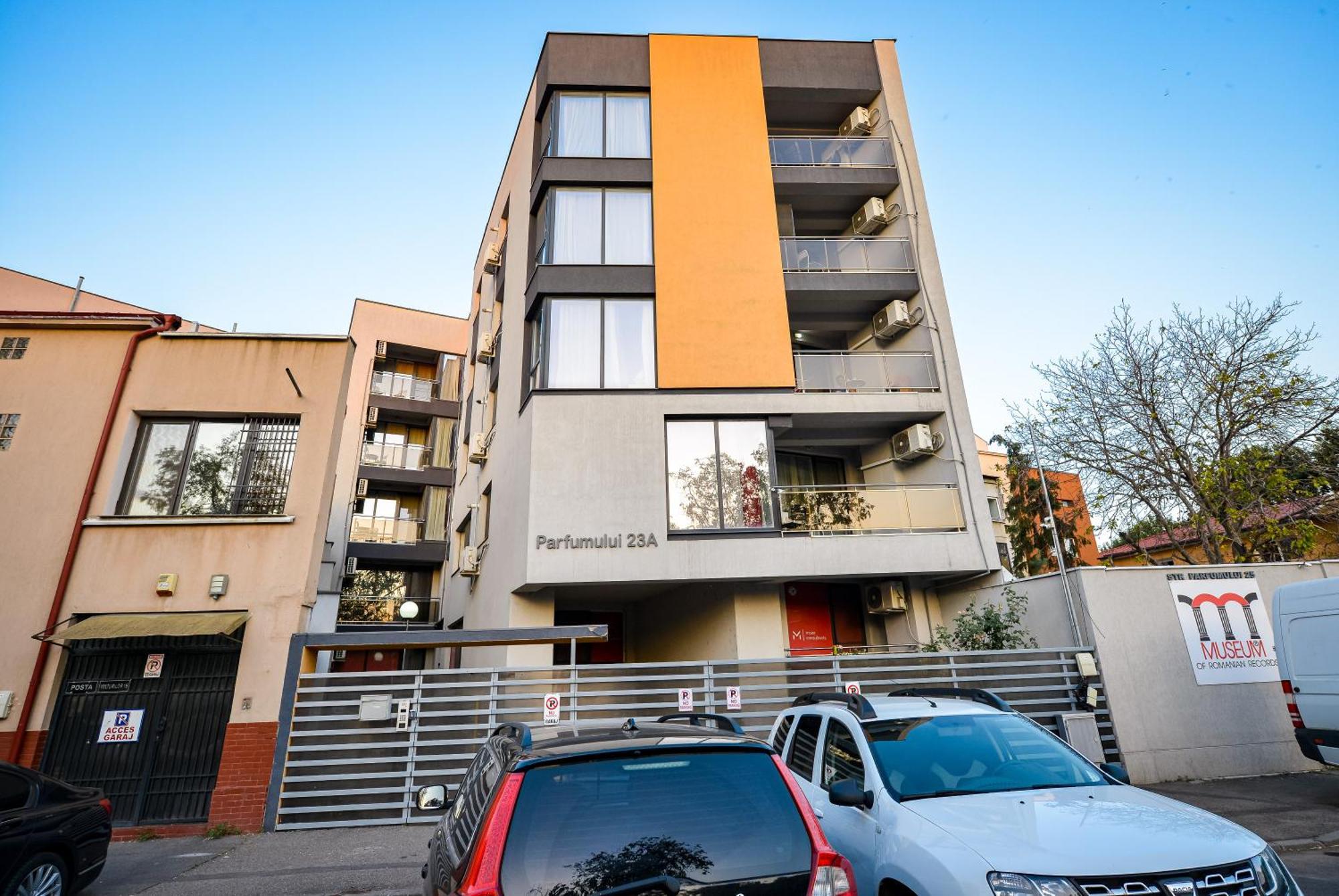 Ben Yehuda - Shabbat Friendly Apartments Bukarest Eksteriør billede