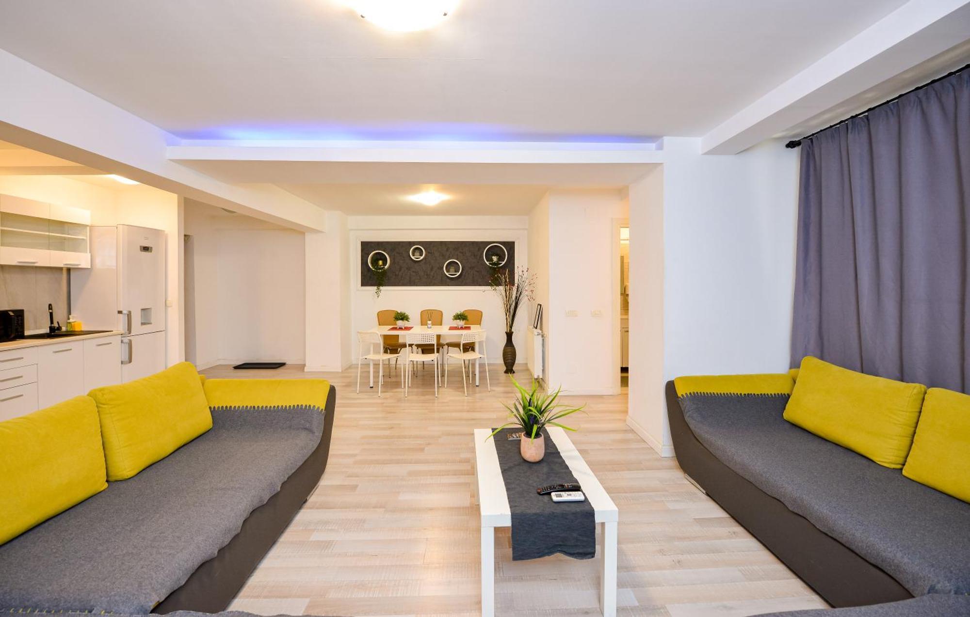 Ben Yehuda - Shabbat Friendly Apartments Bukarest Eksteriør billede