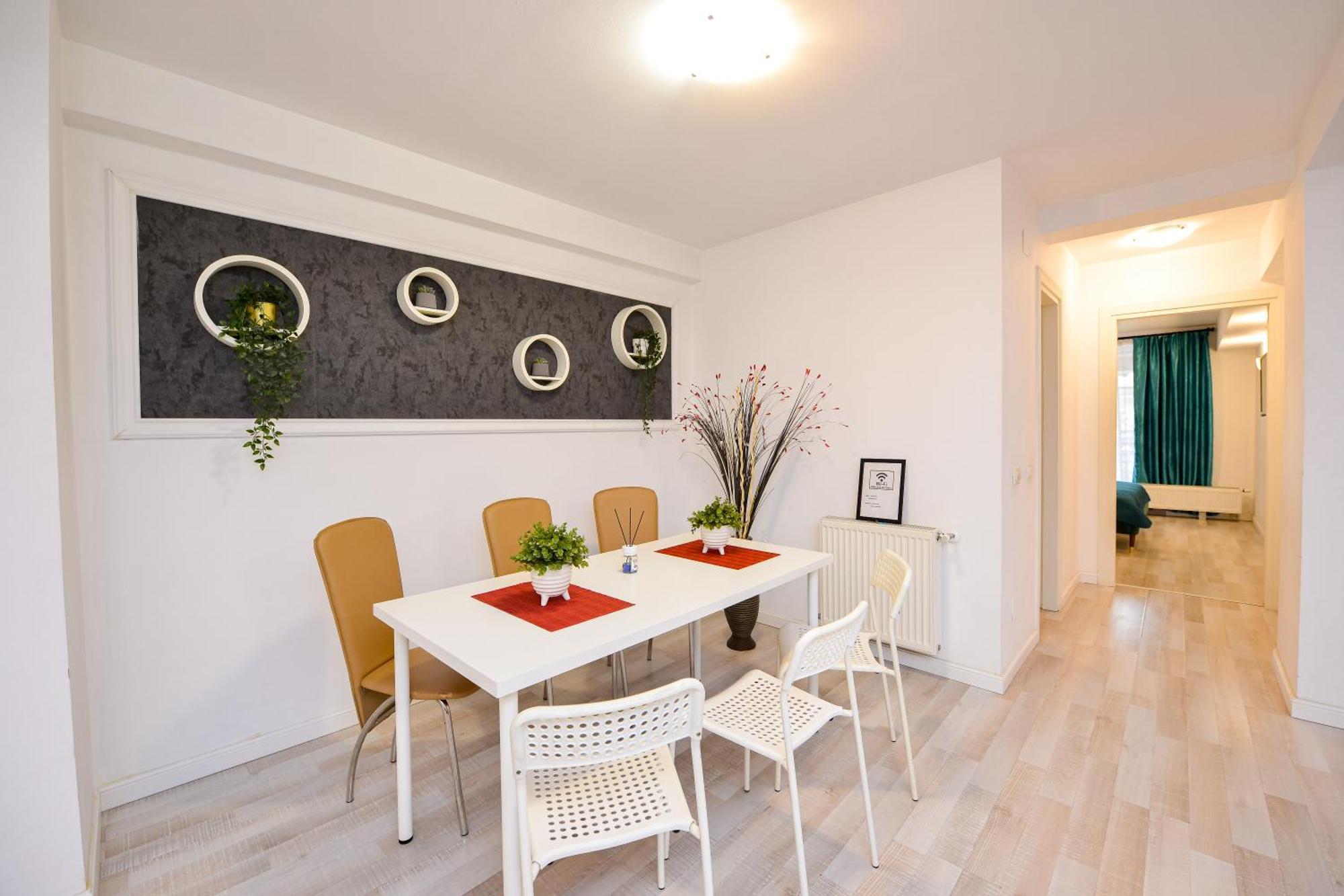 Ben Yehuda - Shabbat Friendly Apartments Bukarest Eksteriør billede