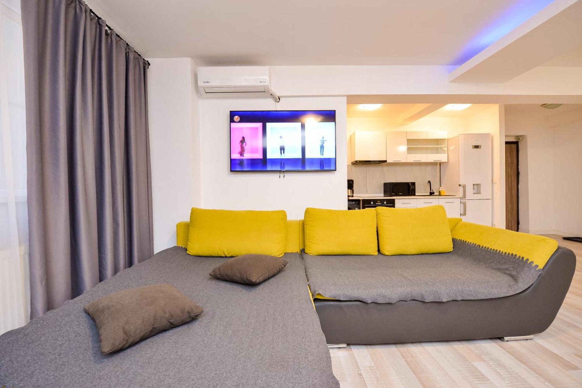 Ben Yehuda - Shabbat Friendly Apartments Bukarest Eksteriør billede