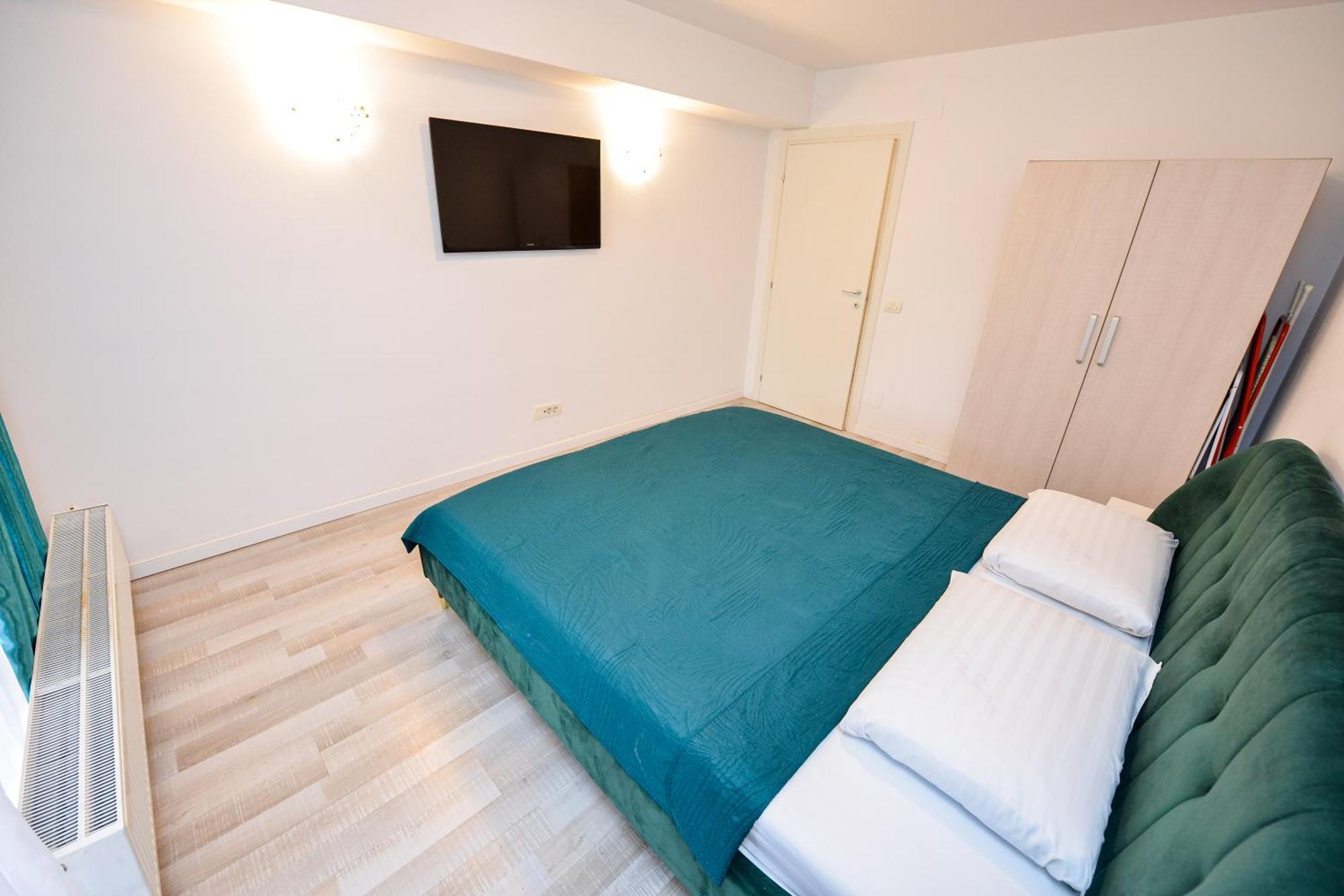Ben Yehuda - Shabbat Friendly Apartments Bukarest Eksteriør billede
