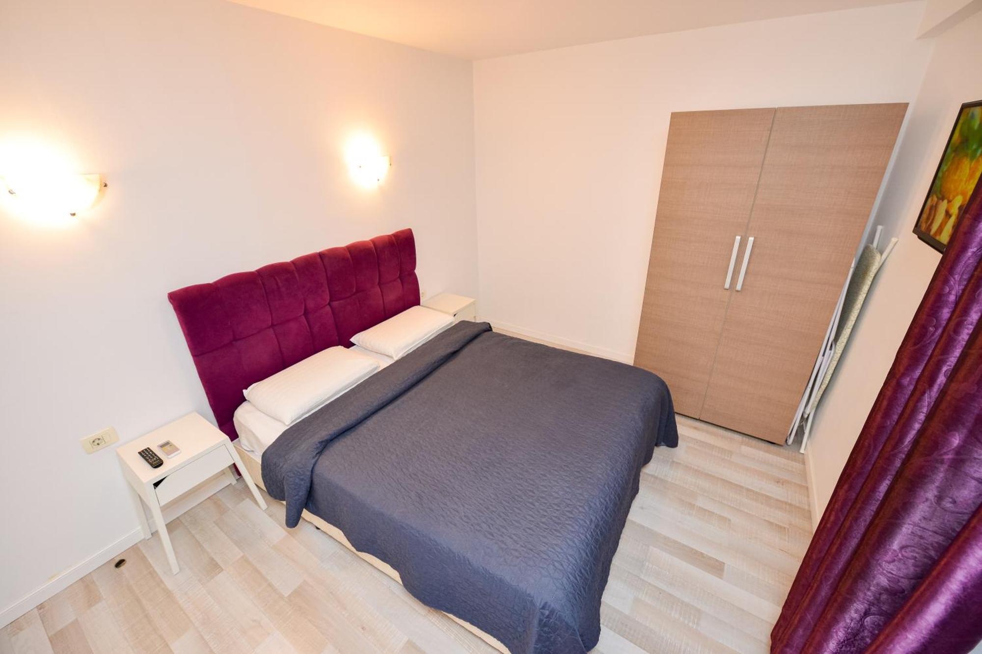 Ben Yehuda - Shabbat Friendly Apartments Bukarest Eksteriør billede